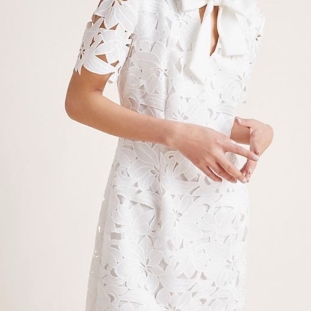 ANTHROPOLOGIE BLACK HALO Sara Lace Dress White Mini Chich Wedding Size 6